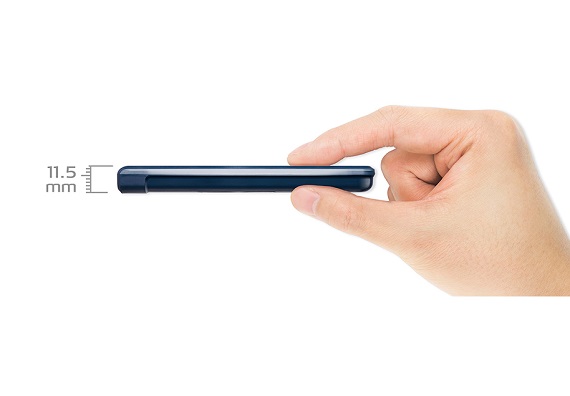 El mejor rendimiento y fiabilidad probado en este disco duro externo de 2,5” garantizado. Con sólo 11,5mm de perfil, es muy delgado y elegante con una portabilidad superior, entrando fácilmente en cualquier maletín o mochila. Desde salas de reuniones hasta caminatas por la naturaleza, nunca supone un impedimento y siempre añade un toque de estilo a su almacenamiento.
